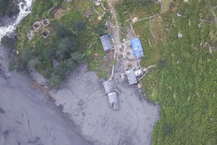 Más de 200 viviendas afectadas tras riada en distrito de Gorkha en Nepal